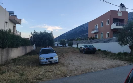 Οικόπεδο, 703 τ.μ.